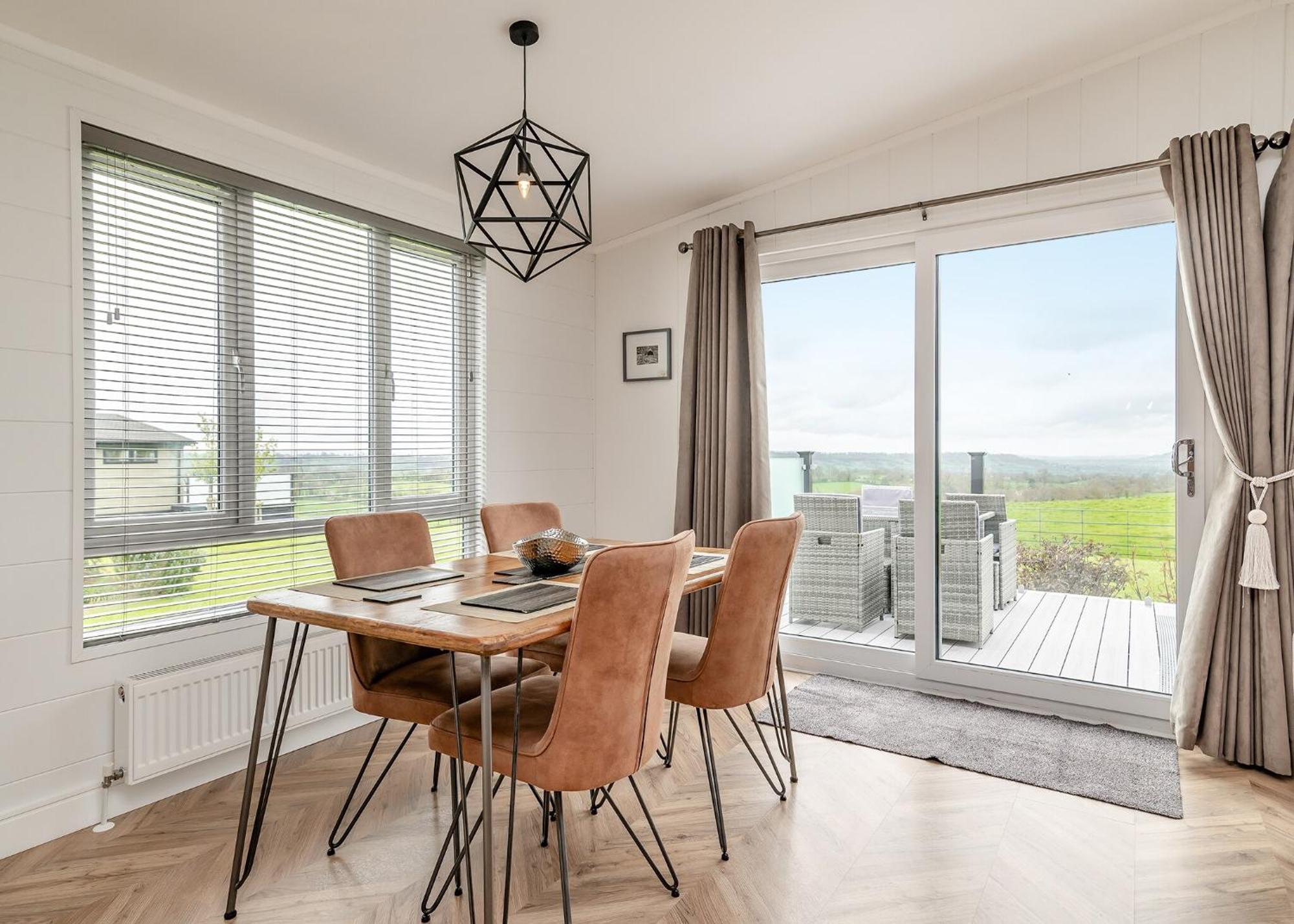 Midsomer Lodges Pilton Δωμάτιο φωτογραφία